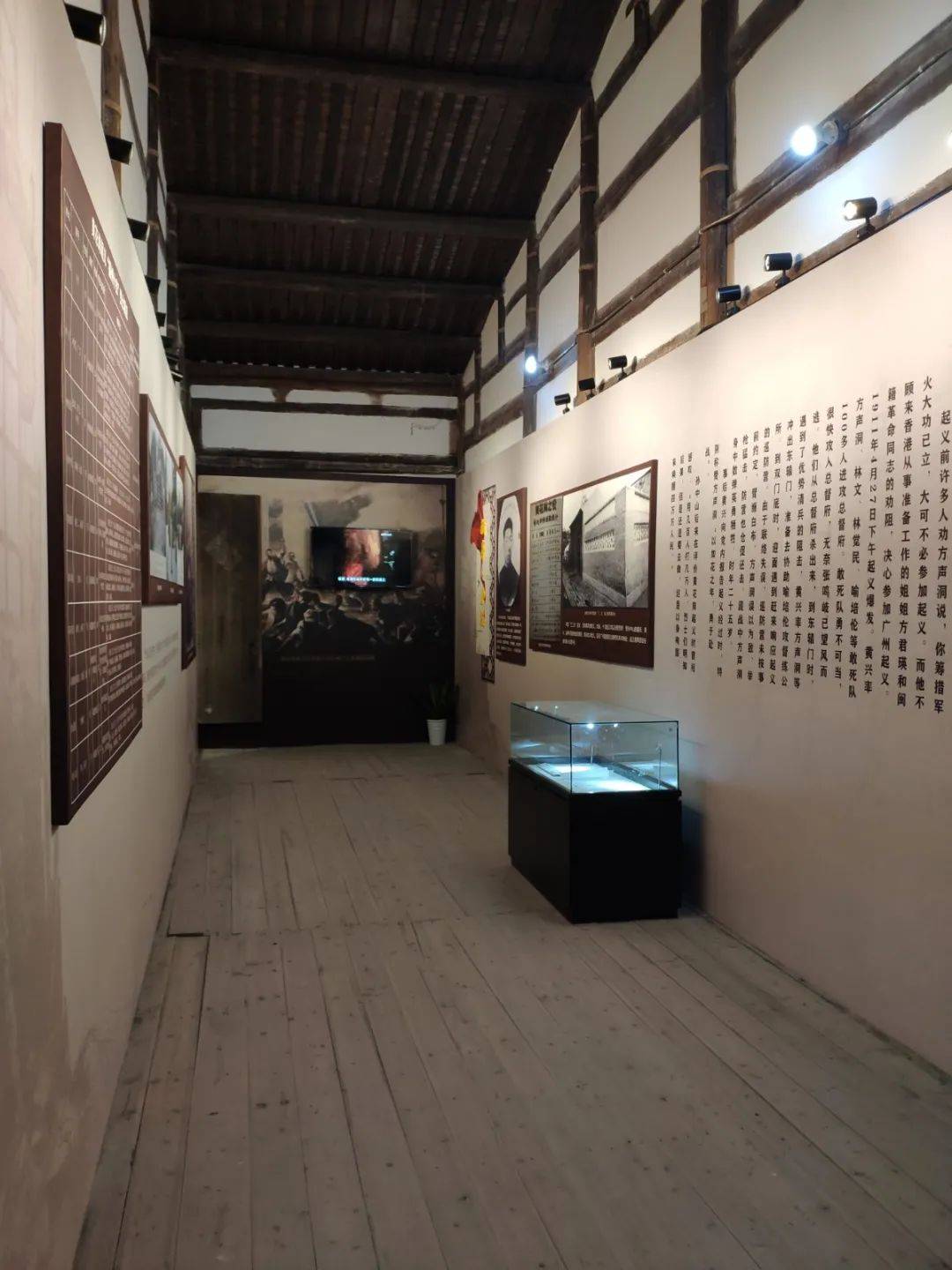 遇见福州 12-08 19:27 彰显历史风貌,留住文化记忆 今天上午 方声洞