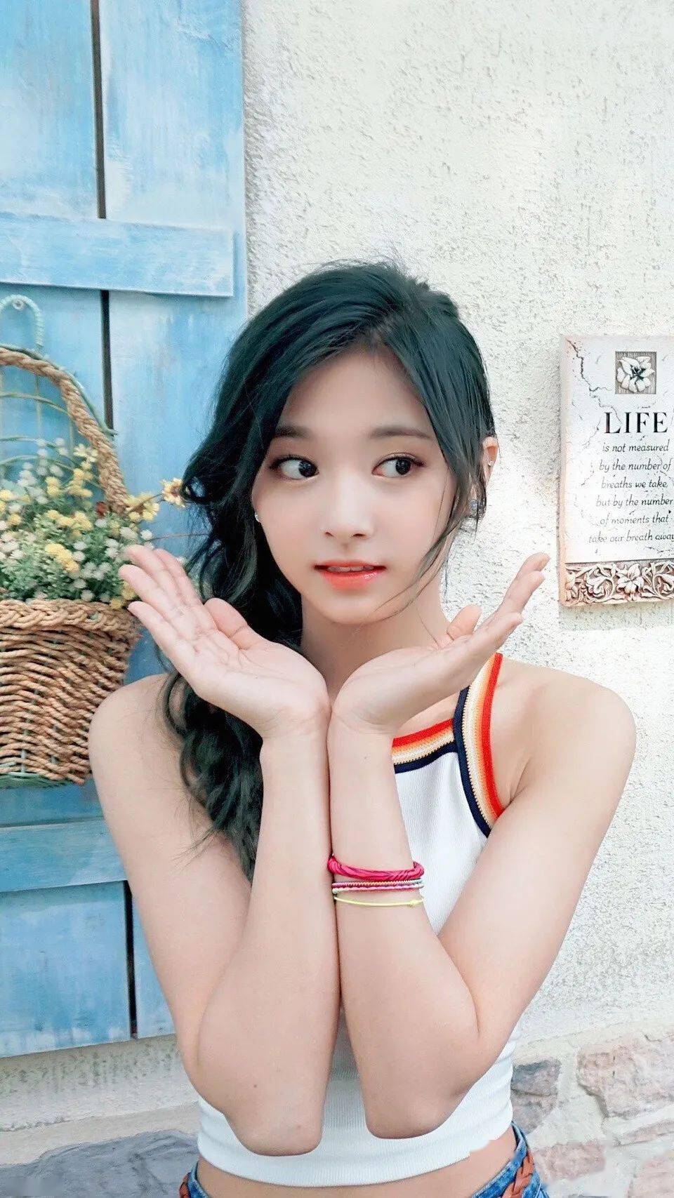 【手机壁纸】周子瑜_手机搜狐网