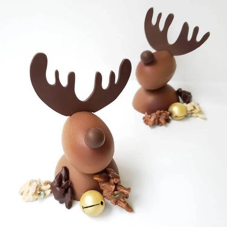 用苹果分离器,用邮戳,用剪纸……这些脑洞大开的造型巧克力令人惊艳!