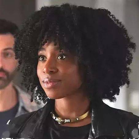 致命女人:"上帝可能不理解我们杀人,但他老婆绝对懂"_西蒙妮