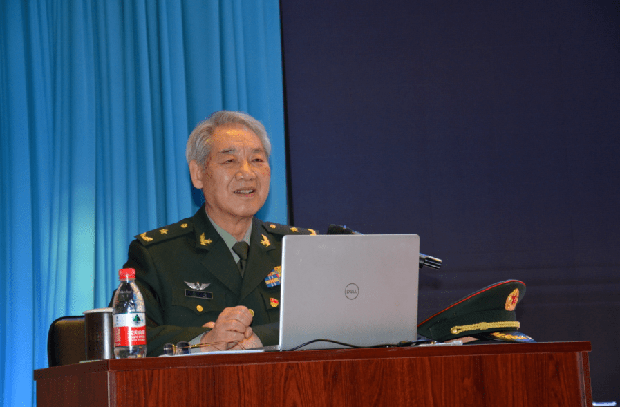 科技前沿用创新点亮人生让科技融入梦想雷锋中学少年科