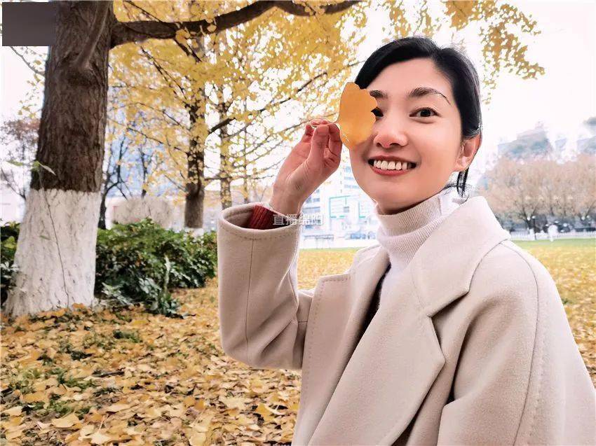 银杏虽美自拍太难美女主播教你正确姿势