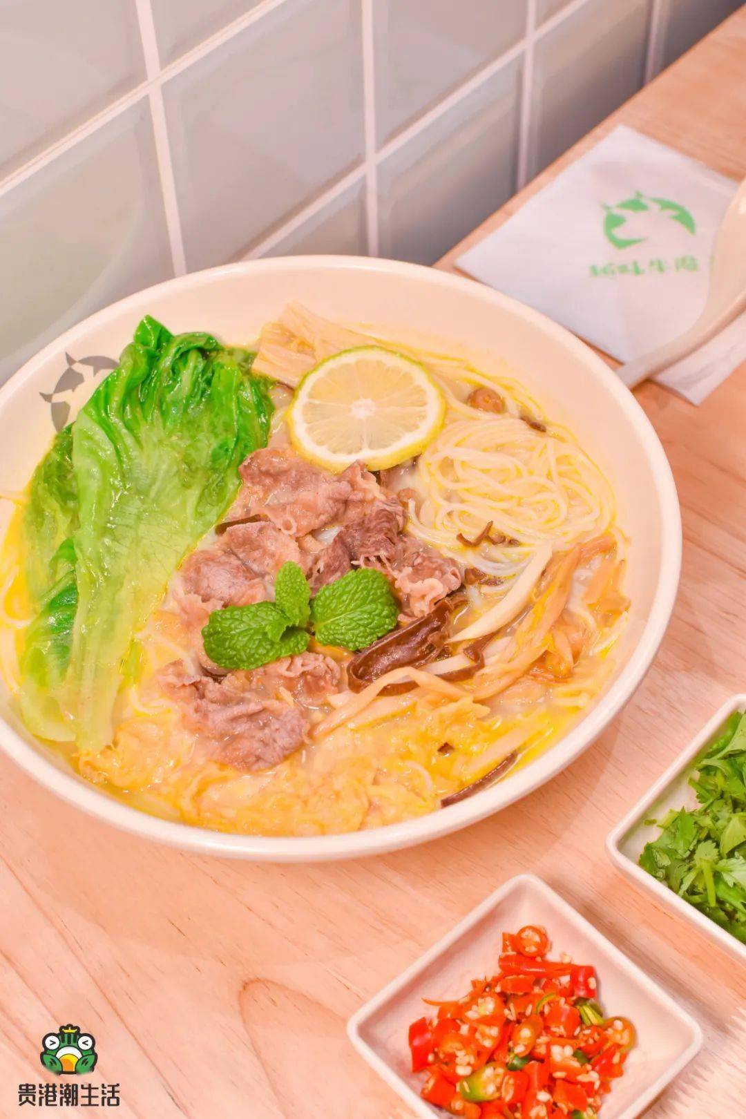 贵港爆红的越味牛魔王出新品了金汤肥牛粉买①送①