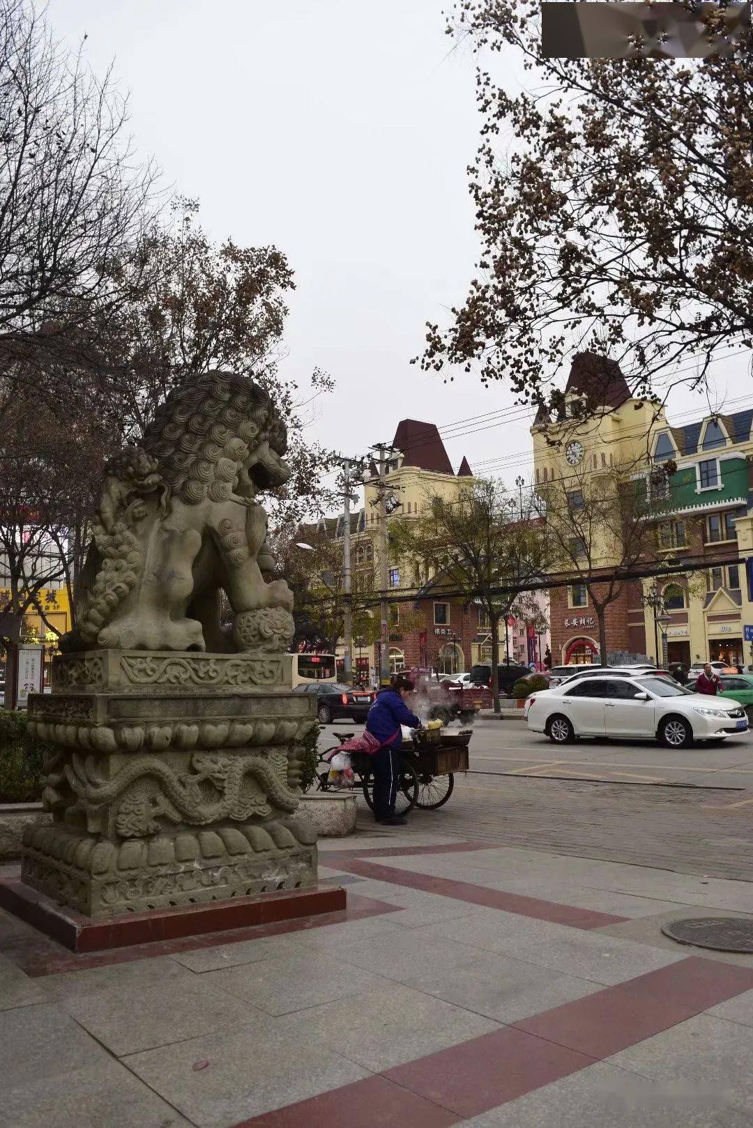 67铜川冬日里的红旗街