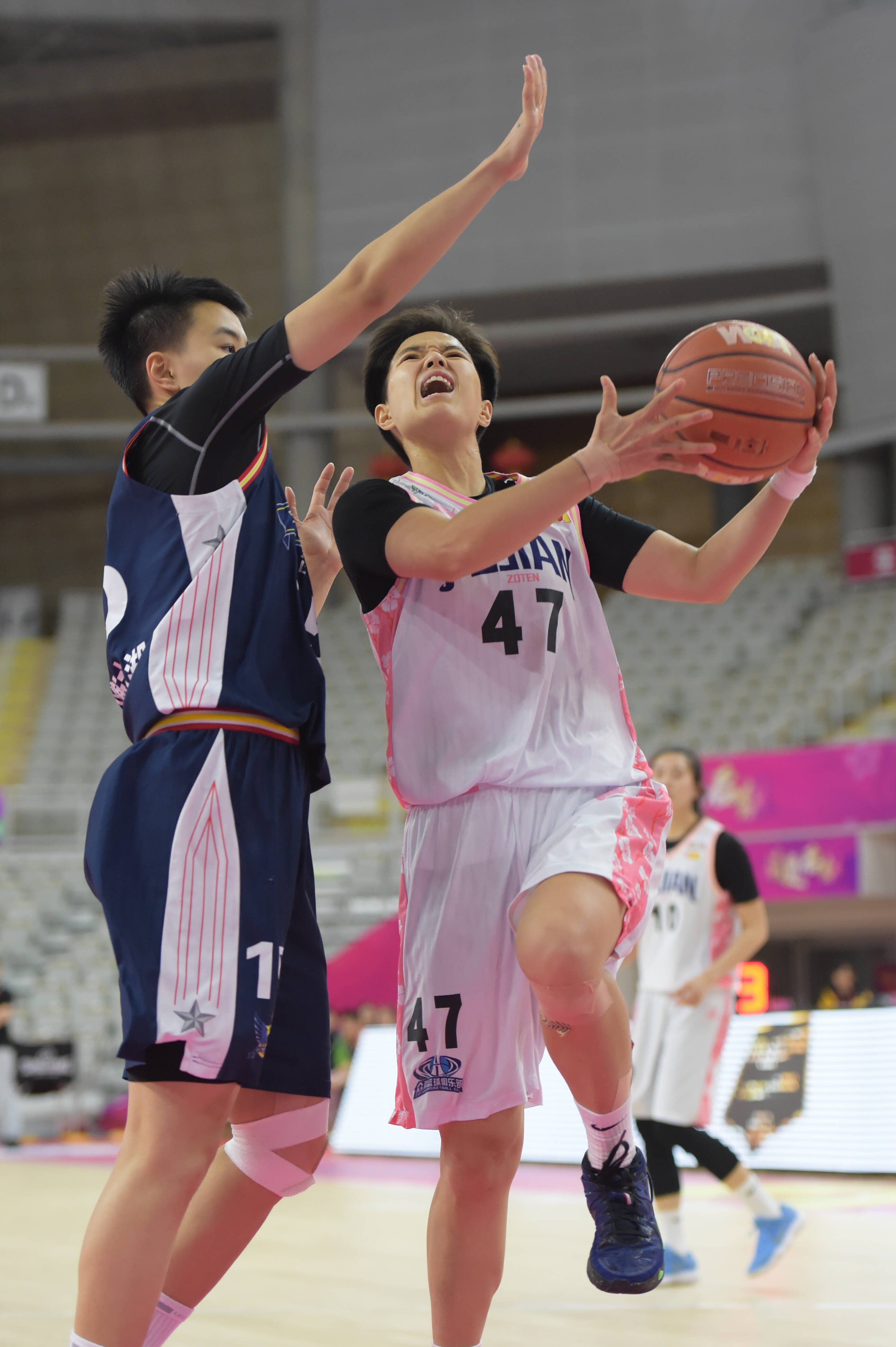 當日,在2020-2021賽季中國女子籃球聯賽(呼和浩特賽區)常規賽第二