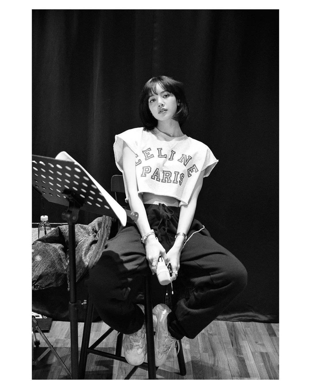 帅气运动风辣lisa上线!尽显girl crush魅力!