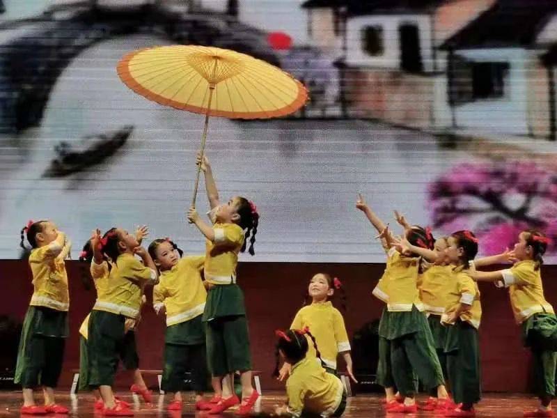 点赞安排线上海选第四趴金蓓蕾幼儿园舞蹈最美中国娃