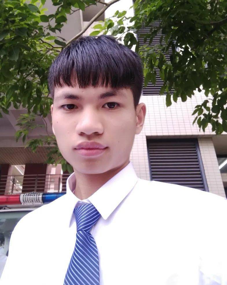 榜样的力量四李明洲