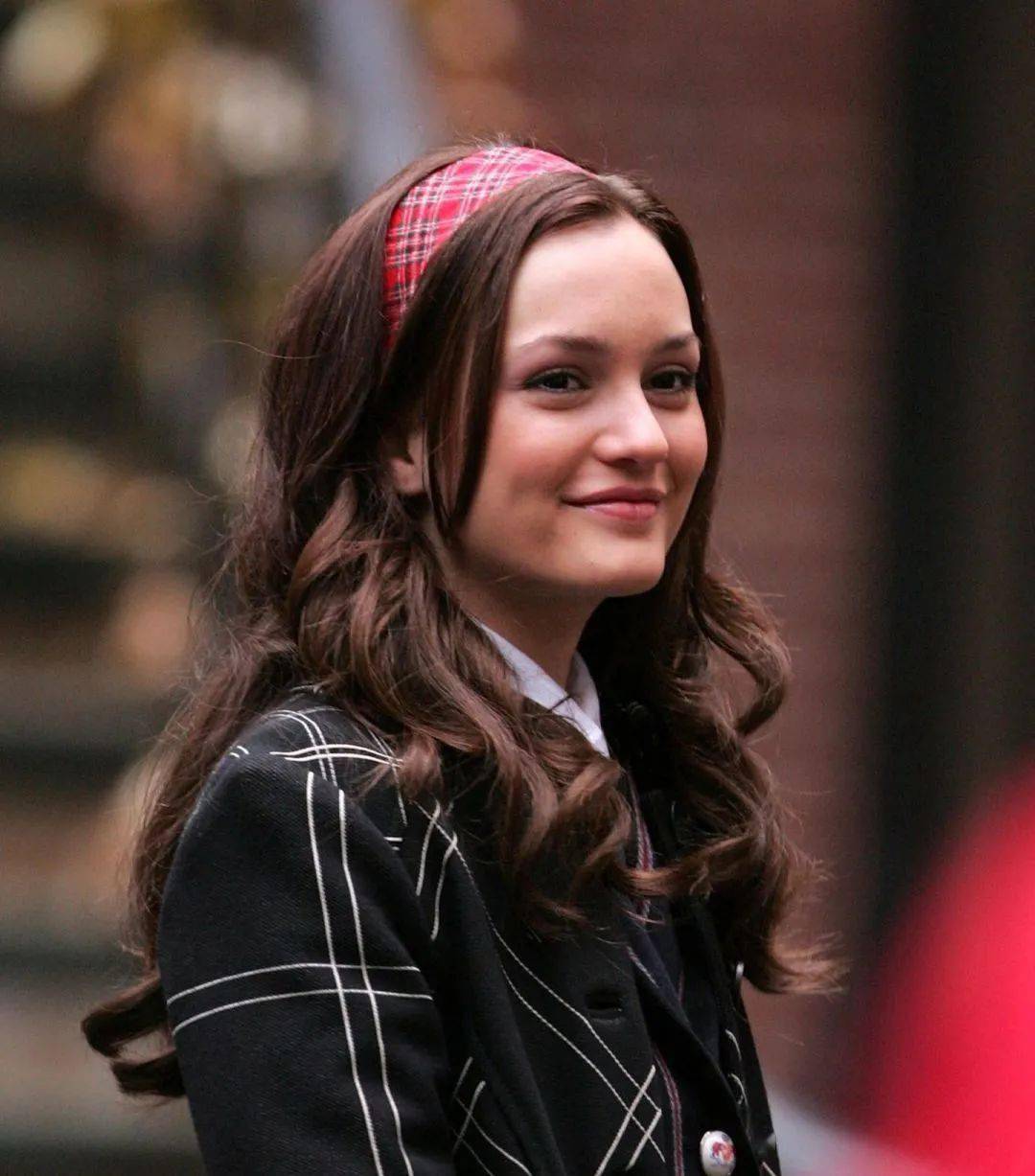 可以n刷的「gossip girl」这些美服才叫时尚!_blair
