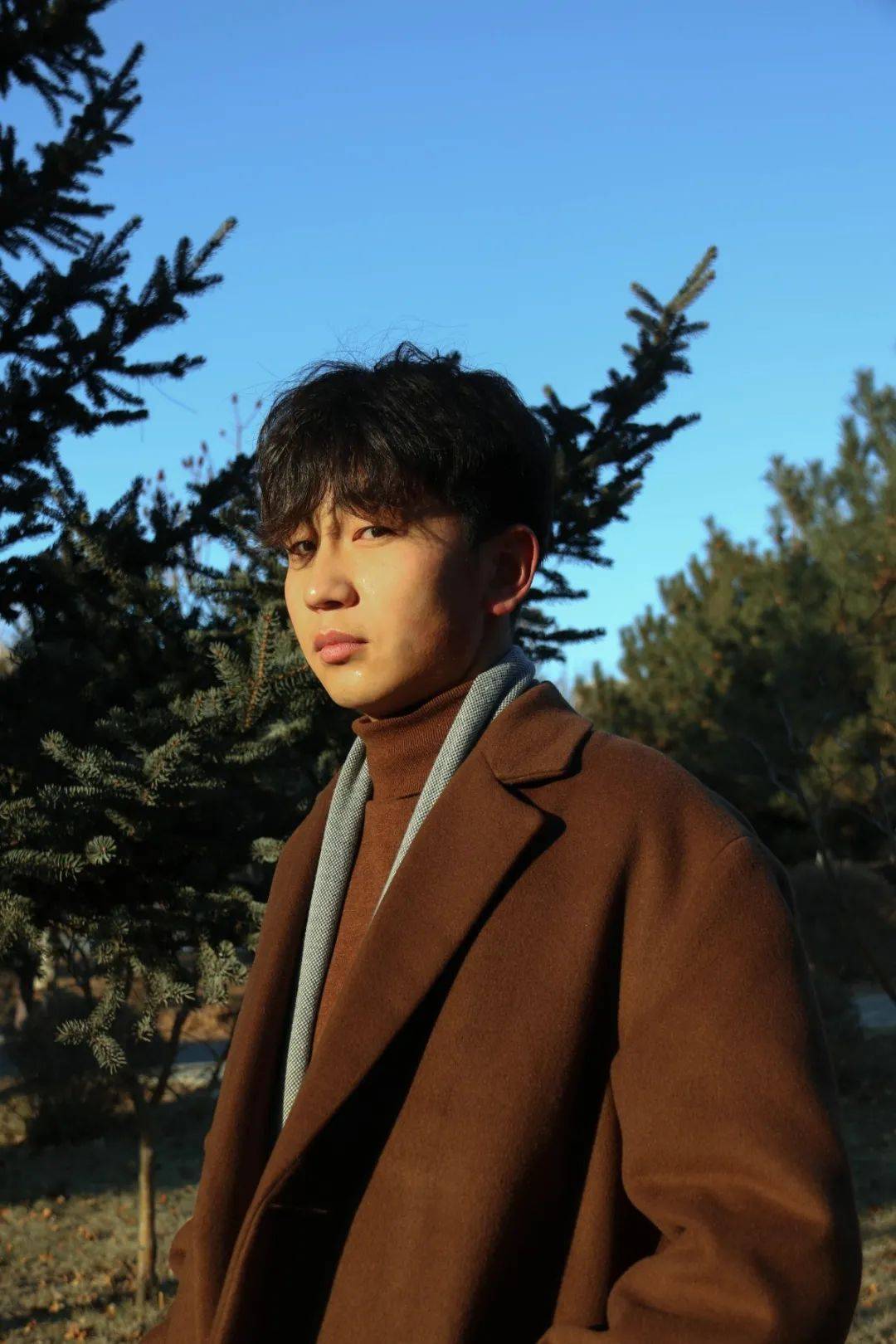 校园街拍呼市一高校帅哥靓女美翻了这个冬日67