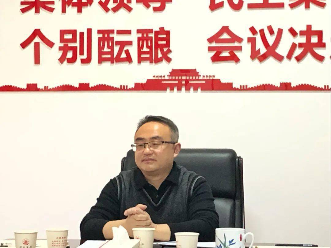 梁高武为省公路事务中心综合党支部全体党员讲授党课