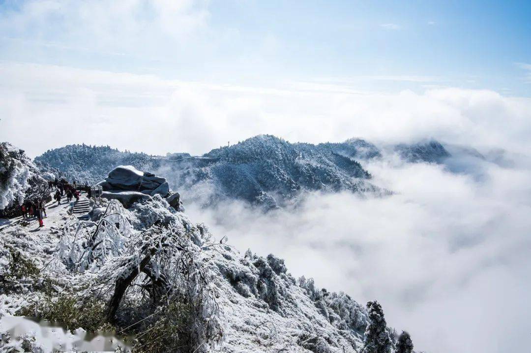 高铁团冰雪衡山登祝融峰祈福赏绝美雾凇2天