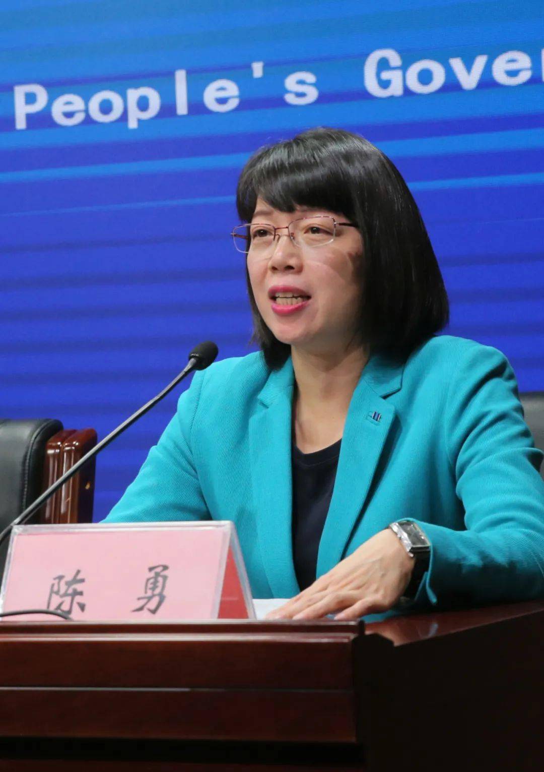 陈勇:感谢这位记者朋友的提问!