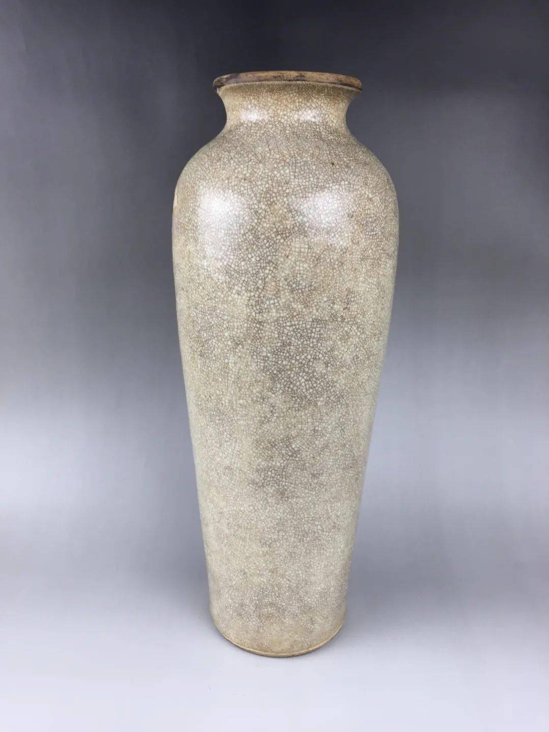 清早期潮州窑米黄釉开片纹大瓶潮州窑,在今广东省潮安县,该地唐宋时属