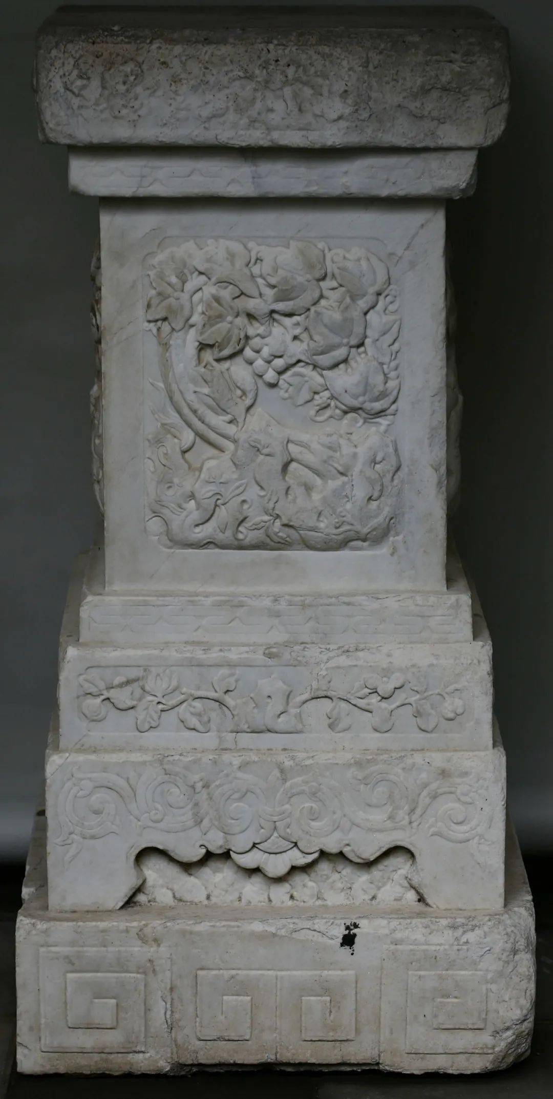 颐和园建园270周年系列之二十一皇家园林中的露天陈设石座