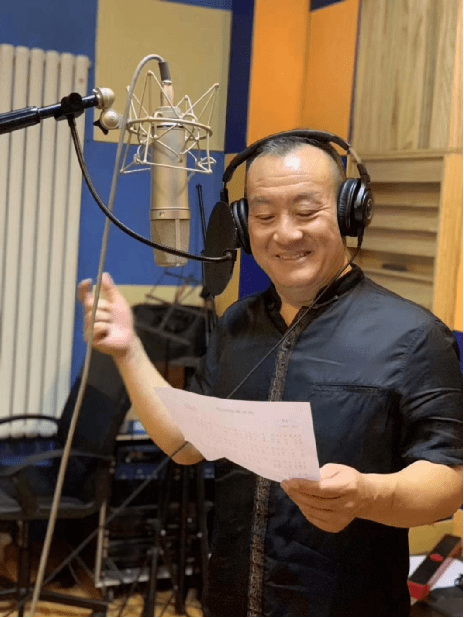 大兴区政协委员朱克城作词并演唱大爱之歌父亲母亲