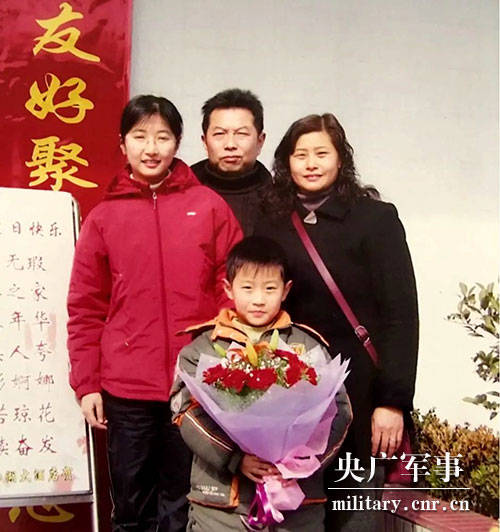 中国退役军人尹光新假肢撑起的奋斗人生