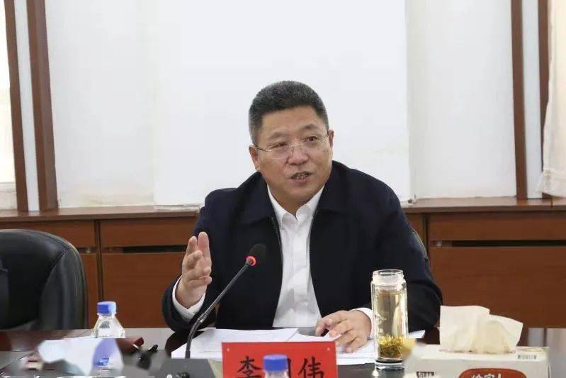 李明伟到白城工业园区宣讲党的十九届五中全会精神