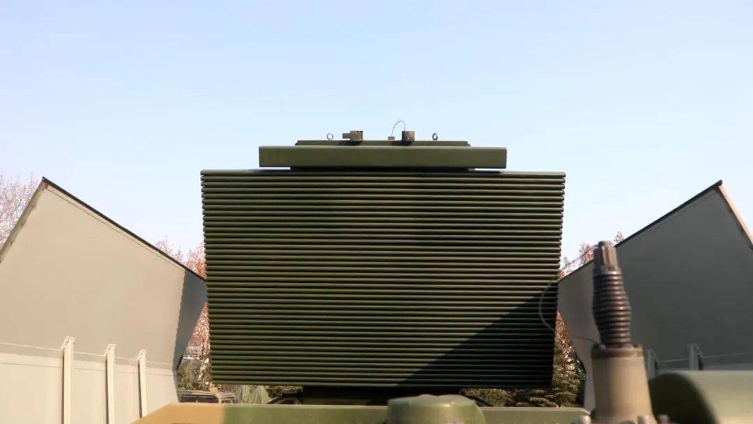 展望十四五奋进新征程第80集团军某旅模块化编组构建立体防空火力网