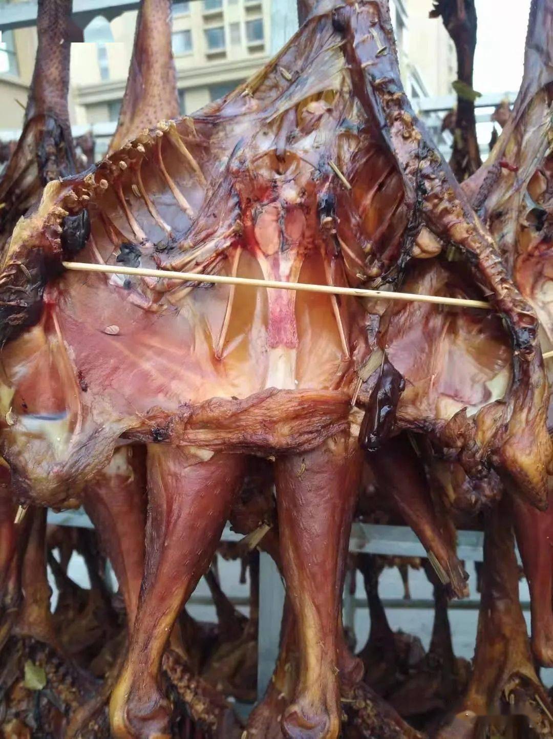 日照老尹的风干鸡上市了,真馋人!