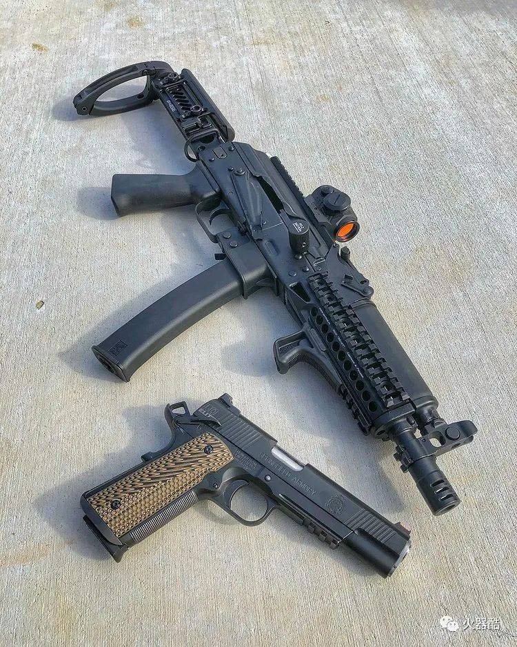 经典枪械摄影最美的枪献给最爱它的你