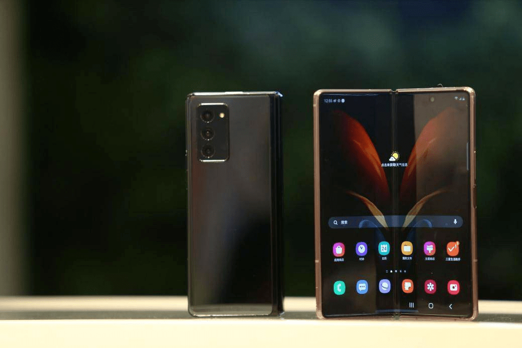折叠屏浪潮势不可挡为何三星galaxyzfold25g独领风骚