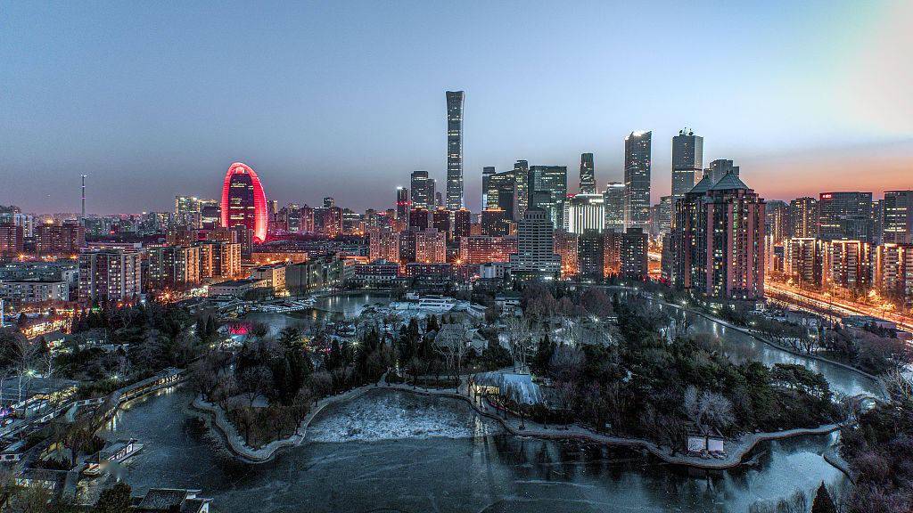 人民日报社开启景观灯 cbd核心区夜景璀璨