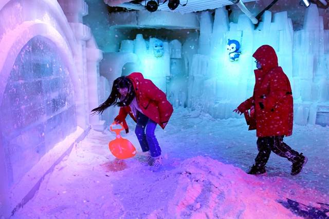“冰雪奇缘”在广州打开迎新年新玩法