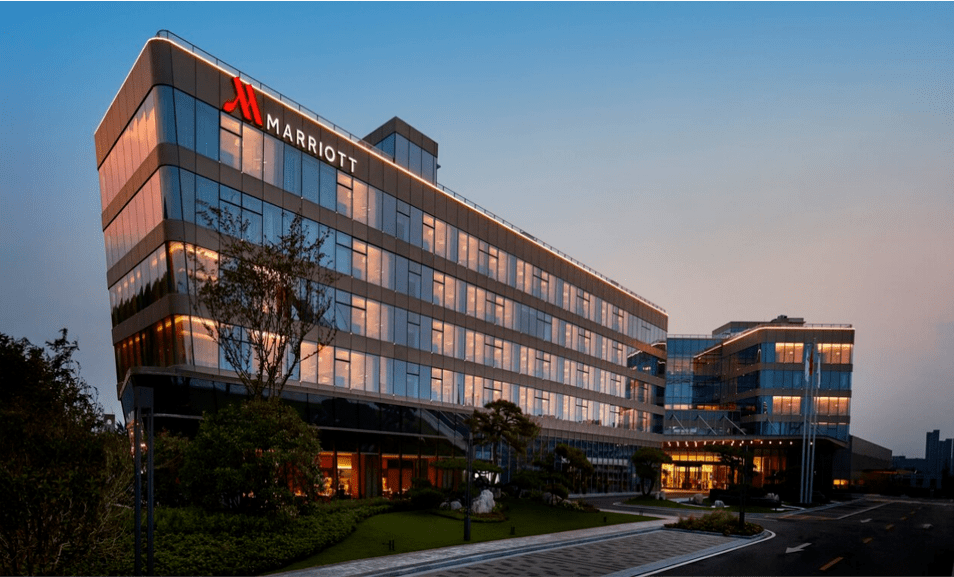 公司承建的徐州新盛广场(暂定,原华厦广场)g楼酒店机电安装工程榜上有