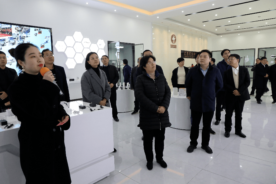 倾力绘就村美民富产业兴的乡村振兴画卷上栗多地迎来检阅