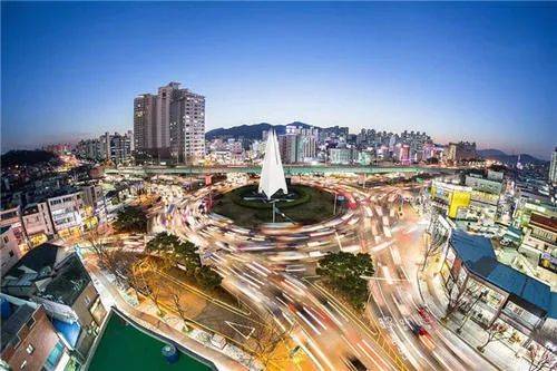 2020年全国各城市建_2020年1-8月全国重点70城全装修建面排行榜