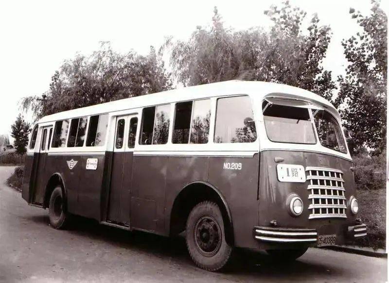 听说丹东要换新公交车啦它们曾经的模样你是否还记得