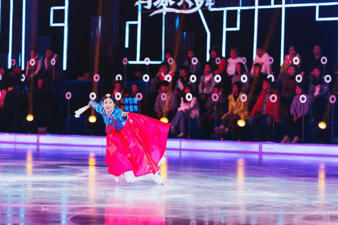 今晚21:20黑龙江卫视《与冰共舞》国内首档全媒体冰上综艺《与冰共舞