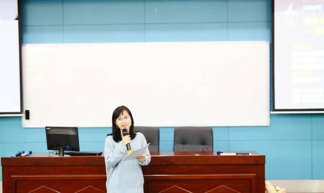 崇雅为体,尚美为魂——2020年海口市汤成慧名师课堂展示活动纪实_手机