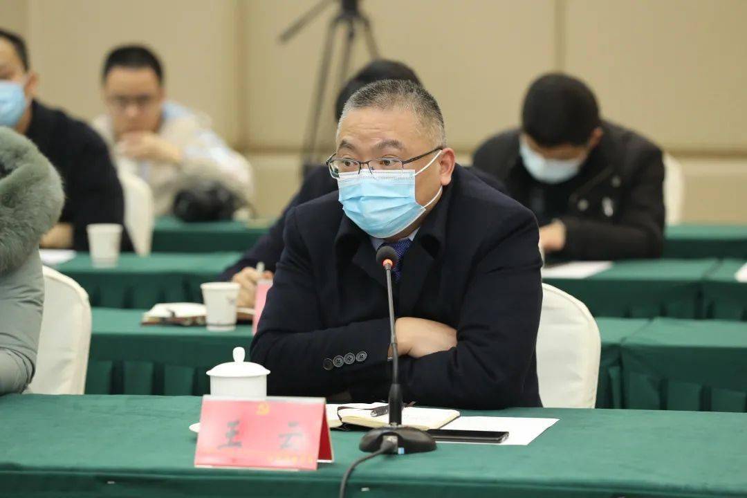 市委书记王乾主持召开"十四五"规划编制"两代表一委员"座谈会_邛崃