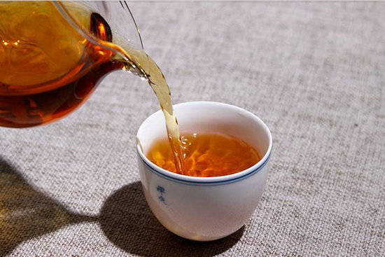 红茶和绿茶的区别是什么 制作工艺差别大 物质