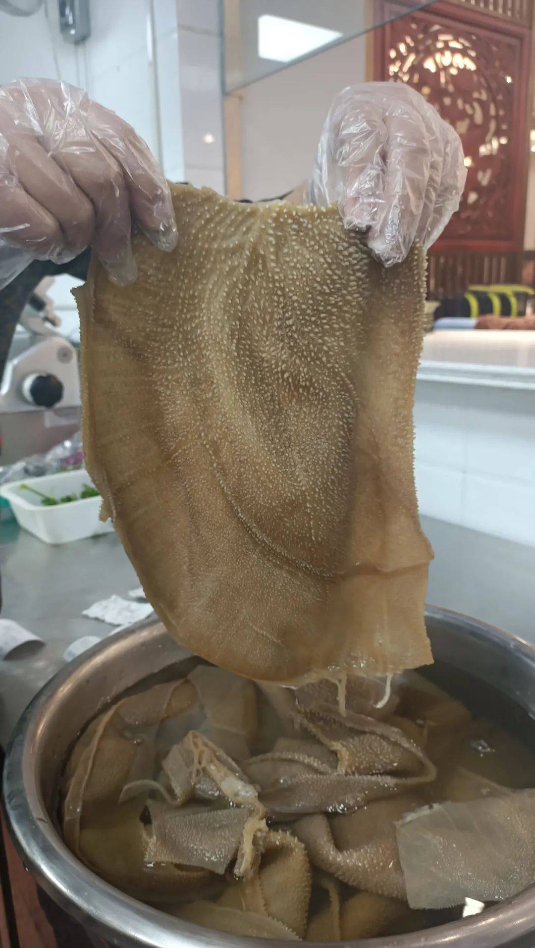 整张的食草水牛肚你见过吗?