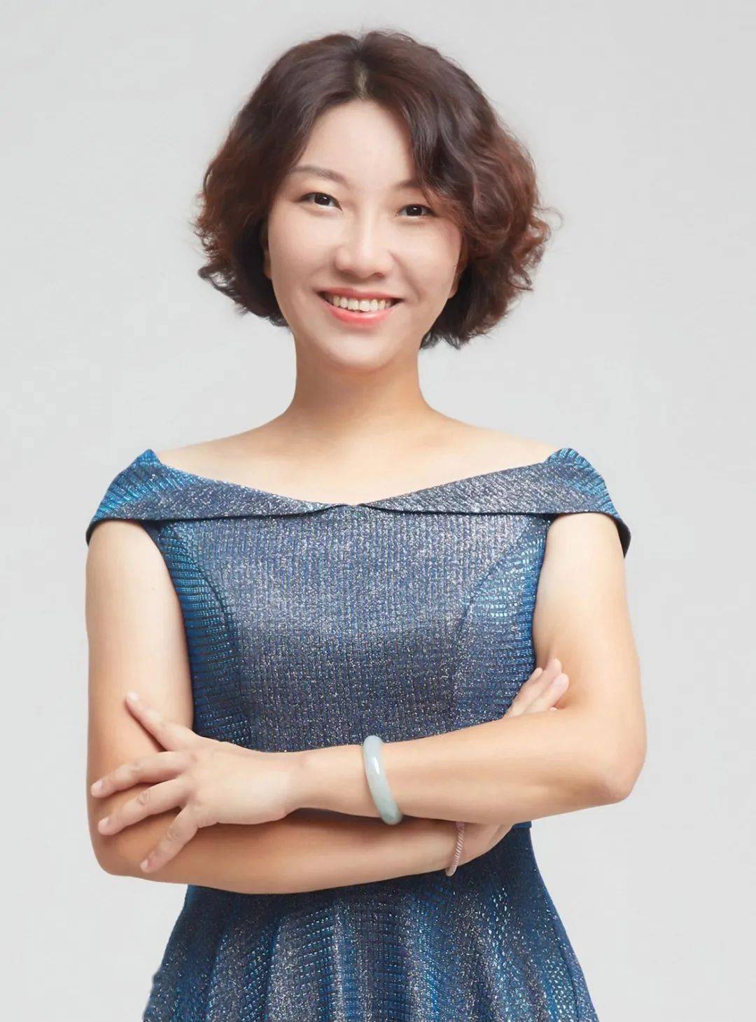 名师名校风采人人爱乐名师学院多钢琴声光创意新年音乐会小交响曲