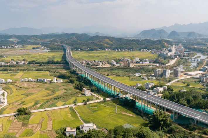 我们沿着怀阳高速一路"打卡"大美封开吧!