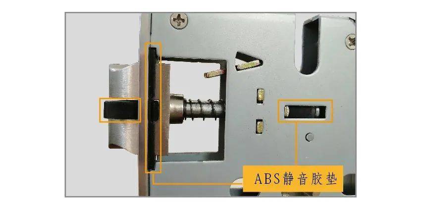 锁舌不易刮擦锁扣片产生刺耳噪音关门时锁舌伸缩时,缓冲静音结构降低