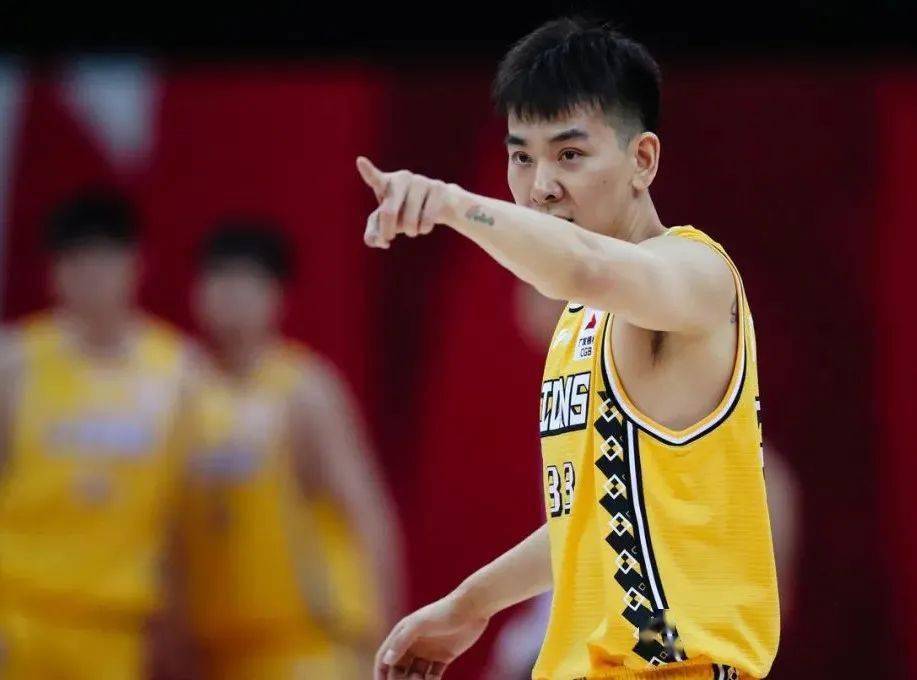 浙江广厦130102战胜福建豹发力