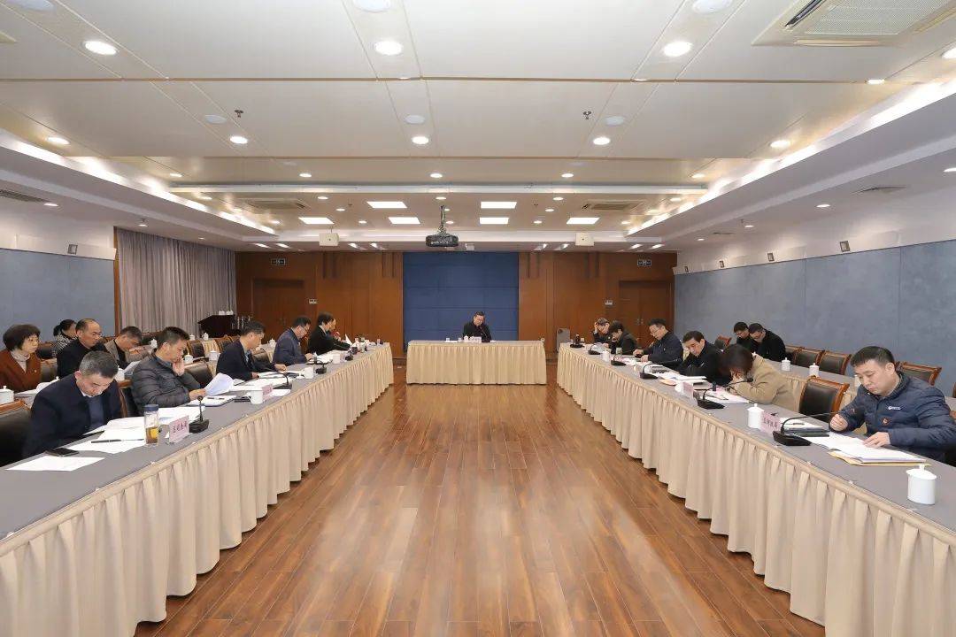 常务副区长徐明良,副区长张芳军,沈强,俞益东,阿卜杜吉力力·阿卜来提