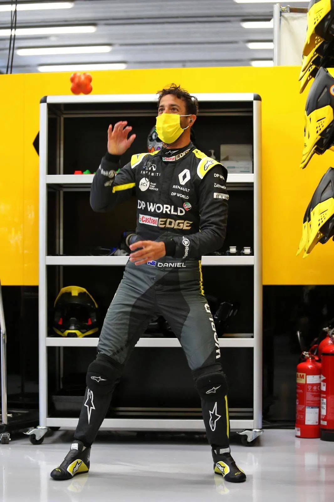 这是你认识的f1赛车手里卡多么