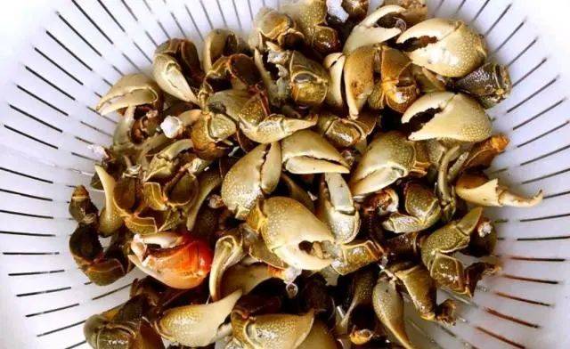 最难忘的家乡味道:香肠,蒸糕,盘饼,蟛蜞!_螃蟹