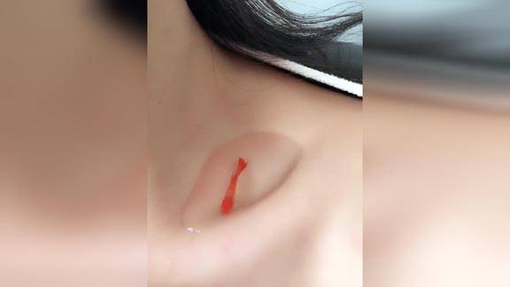 锁骨养小金鱼,你们谁能做到?