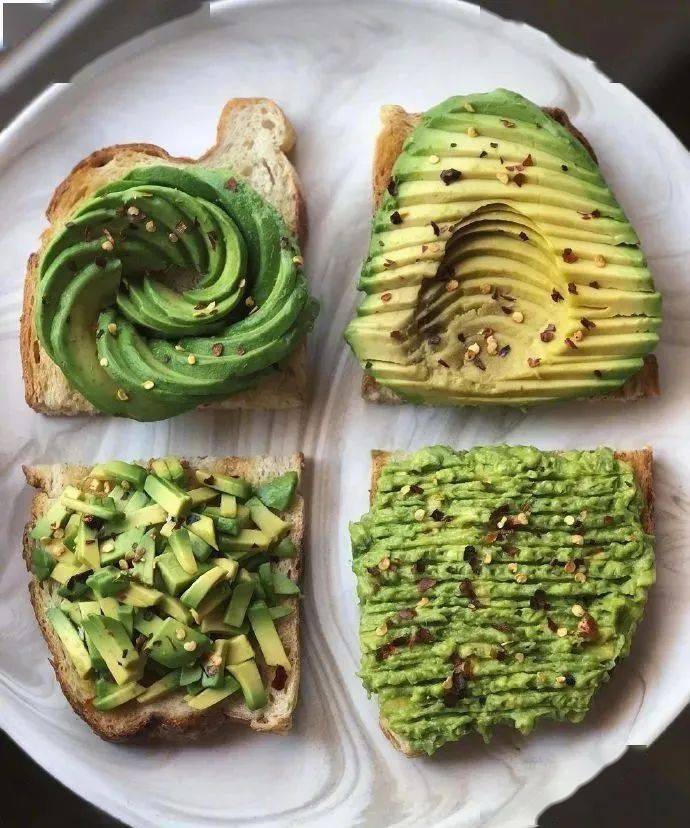 鉴赏牛油果主题元气面包绿得清新脱俗