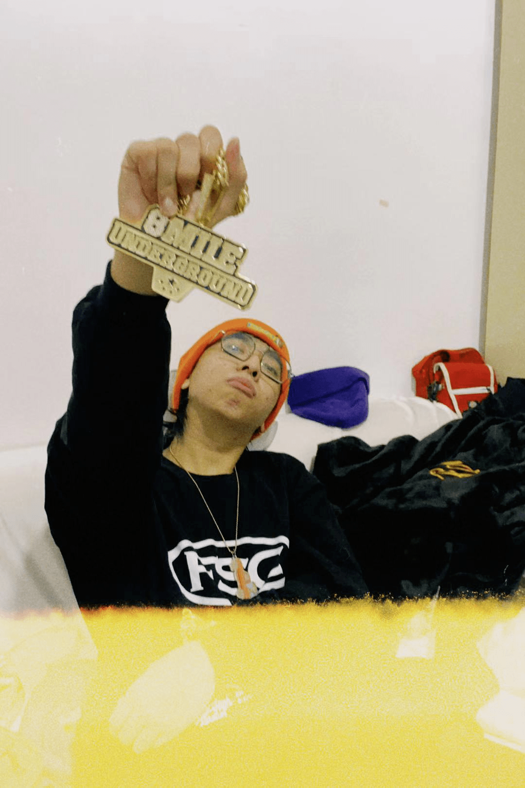 地心rapper,住在你隔壁的说唱歌手,来自顺德暗言,喜欢汉堡和奶茶,默默