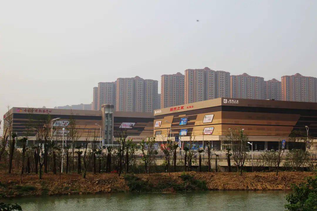 金山枫泾商住用地底价9.36亿元成交!拟建大型集中式购物中心!