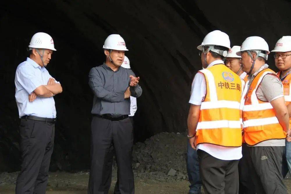 【致敬京张】张民栓:项目管理领头羊_中国中铁