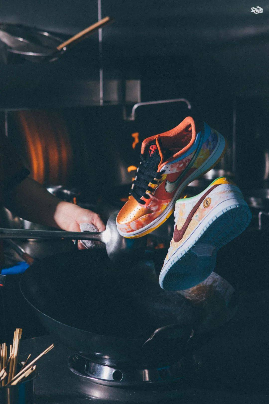 寻找挥洒翻炒下的独特街头风味nikesbdunklowstreethawkerxh55视觉